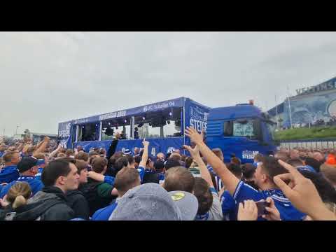 Asoziale Schalker 🔵⚪️