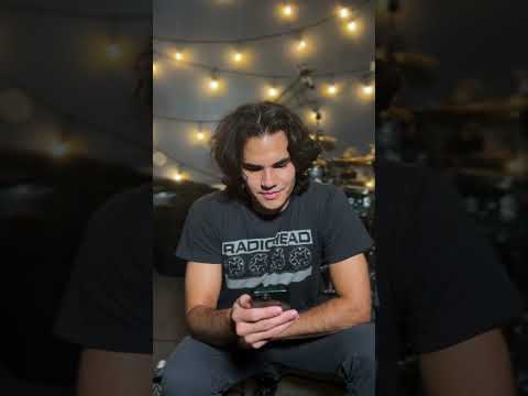 Reading mean comments about our music  ¯\_(ツ)_/¯ #indiebands #musicmemes  #newindie #bandmeme