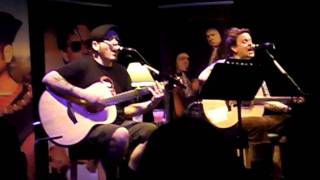 Bowling for Soup - I Don&#39;t Wish You Were Dead Anymore (acoustic) (1st April 2011 @ The Junction)