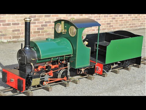 7 1/4 inch gauge "Sweet William" 0-4-0ST with tender