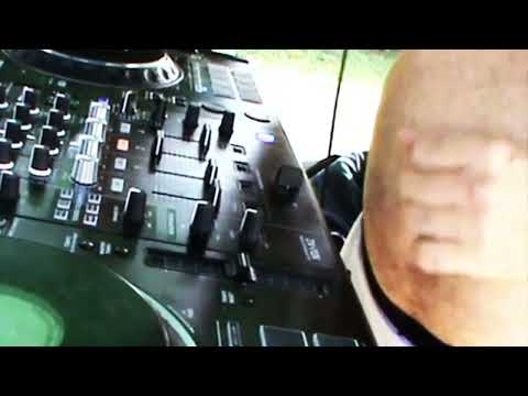 Pool Power TECH HOUSE  /Stephan Crown