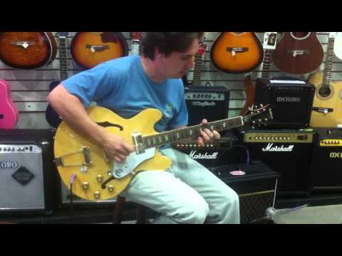 ARC ESTÚDIO E EL MUSIC - REVIEW AMPLI VOXAC15 CUSTOM (Daniel Guitar)