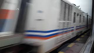 preview picture of video 'KA Majapahit berjalan Langsung melewati stasiun Minggiran'