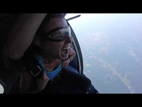 Terrified Tandem Skydiving Student! Skydiving is Scary