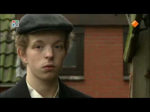 Boer Frans gaat naar de begrafenis van zijn vader - Man Bijt Hond