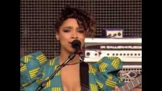Lianne La Havas - Elusive (Live at Glastonbury)