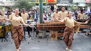 Download lagu Pamer Bojo Versi Angklung ~ Cover Carehal Angklung Malioboro Yogyakarta mp3 Download lagu Pamer Bojo Versi Angklung ~ Cover Carehal Angklung Malioboro Yogyakarta mp3