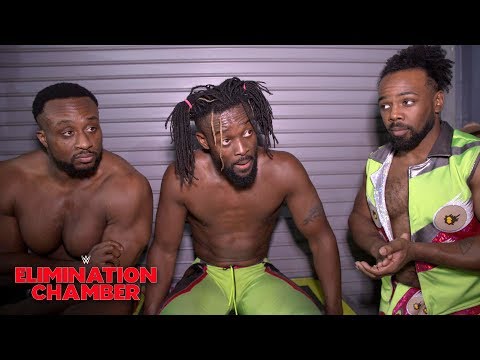 WWE Elimination Chamber Fight Size: Kofi Kingston Gets Standing Ovation, Mark Henry Appears, Sasha Banks/Bayley, More