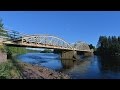 De oude (gecombineerde) spoor / weg brug tussen Mora en Älvdalen, welke in 2017 vervangen is door een tijdelijke brug vanwege beschadigingen aan de constructie.  The old road / rail bridge named the Oxbergsbron on the railway between Mora and Älvdalen. 
This combined road / rail bridge will be replaced in the summer of 2017.