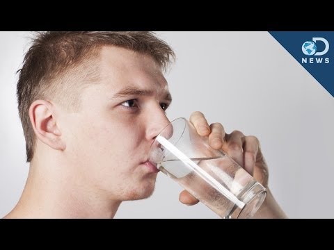 我们的饮用水中到底含有什么（What's REALLY in Our Drinking Water?）