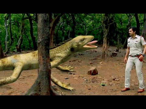 Supercops Vs Supervillains Episode 45 (Mohan ka beta bhi Ek chipkali hai) part 2