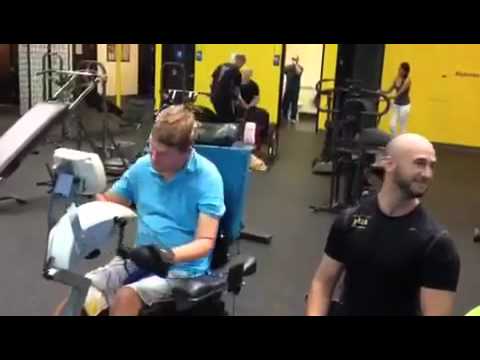 VIDEO! Progres uimitor pentru Mihai Nesu: Pedaleaza cu mainile!