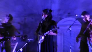 LEYLA MCCALLA @ St Gilles (Gard, F): 1/8 / Love Again Blues