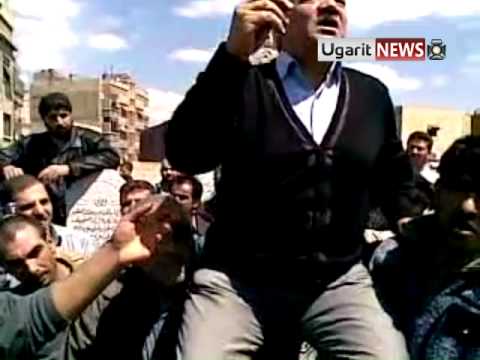 كلمة رياض سيف بمظاهرة وتشييع المعتز بالله الشعار في حي الميدان في مدينة دمشق