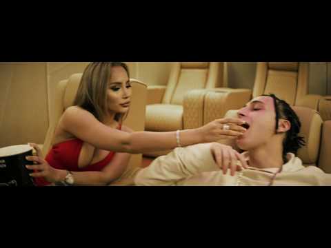 Video thumbnail for На груди, на запястье (On the Chest, On the Wrist)