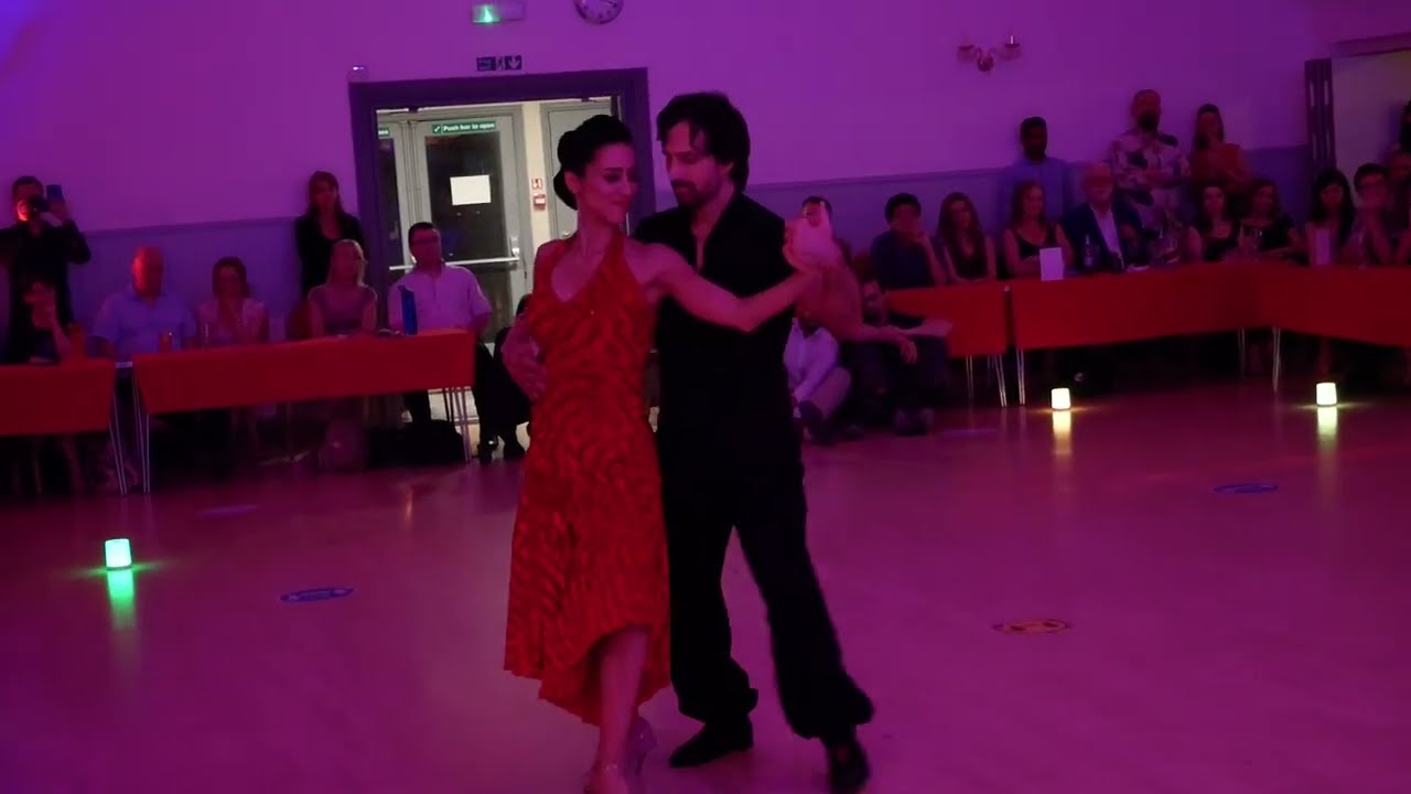 Tomas Corbalan & Paula Duarte performance 4 - Amistoso Tango