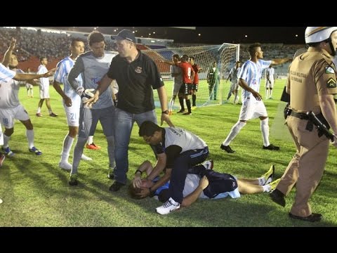 Muita confusão - Londrina 2 x 2 Brasil de Pelotas - Semifinais Serie D 01/11/2014.
