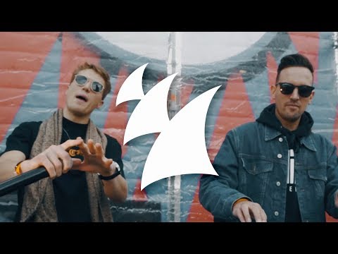 Kav Verhouzer & Sjaak - Stap Voor Stap (Giocatori Remix) [Official Music Video]