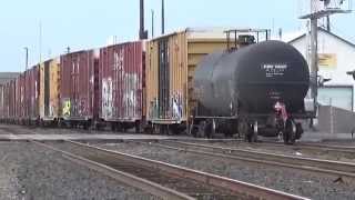 preview picture of video '5 more BNSF freights @ Stockton diamond (long) [HD]'