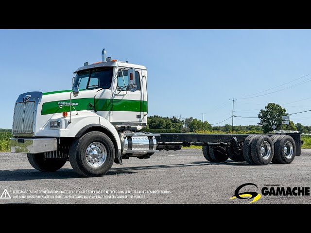 2003 WESTERN STAR 4900SA CAMION DE VILLE LONG FRAME in Heavy Trucks in Moncton