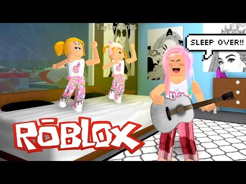Roblox Family Pajama Party with Goldie and Friends! -  Bloxburg Roleplay Titi Games