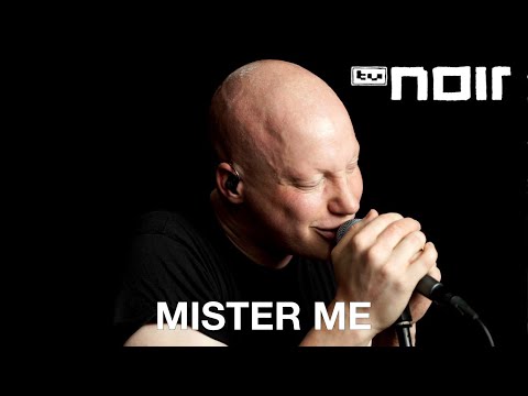 Mister Me - Pink und Blau (live im TV Noir Hauptquartier)