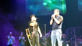 Víctor Manuelle y Luis Fonsi @ KQ Live Concert 2008