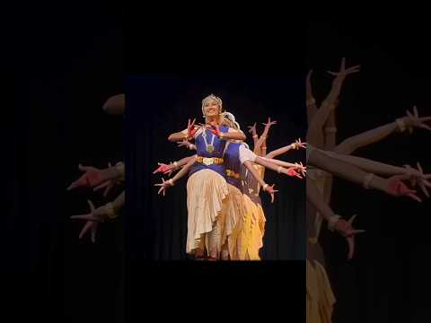 Bharatanatyam Dance by Vasuprada and Artist ❤️‍🔥 English Note #bharatnatyam #traditional