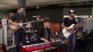 James Gruntz - Heart Keeps Dancing (Live at joiz)