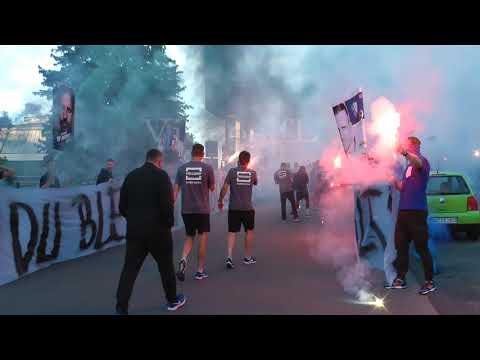 VfL Fans verabschieden Patrick Fabian nach 20 aktiven Jahren beim VfL Bochum