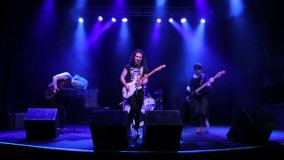 White Reaper - "I Don't Think She Cares" - Live from Headliners