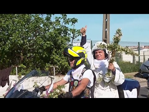 Video Thumbnail: In Portugal, bikers join Father Avelino for Easter blessing