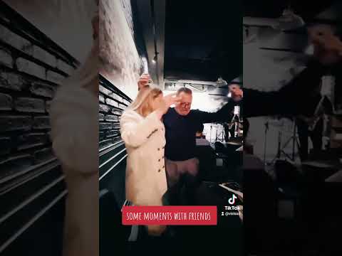 Vis Shkodrani 🎷... caste LIVE mes miqsh... DURRESI 🔥🔥 "OLD TOWN BAR-LOUNGE"... Prill 2023