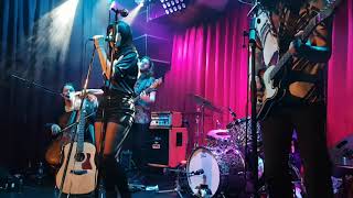 Nicole Atkins - Darkness Falls So Quiet live in Berlin 2019