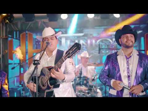 Los Juniors de Mexicali Ft. Los Hijos de Hernandez - El CH (EN VIVO)