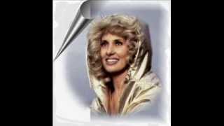 TAMMY WYNETTE - (I'M NOT) A CANDLE IN THE WIND