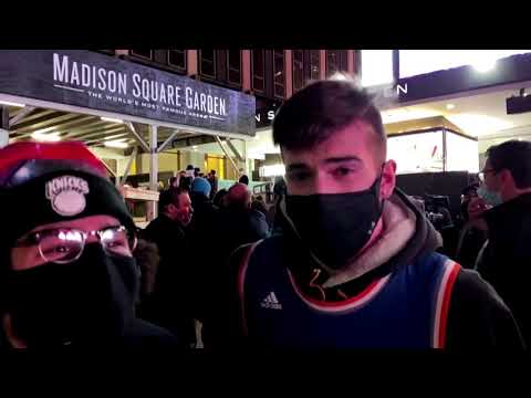 ニューヨーク・ニックスがウォリアーズに挑むとファンがアリーナに戻る (Fans return to arena as New York Knicks take on the Warriors)