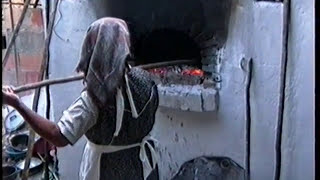 preview picture of video 'Maria faz Pão. Campina, São Brás de Alportel, Setembro de 1991'