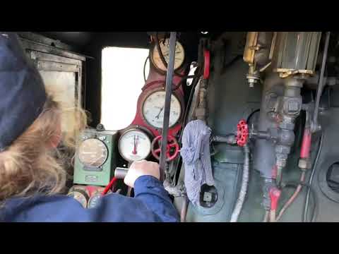 Lady steam train driver Coalcliff Tunnel cab ride 5917 The Picnic Train