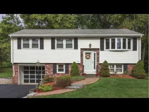 107 Allen Road, Billerica MA - by Maureen Roberts Tel 978-667-2221