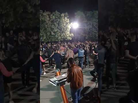 ajde red se redat/iljo malesevski/na 4 maj ΜΑΚΕΔΟΝΙΚΟ ΜΕΡΑΚΙ!