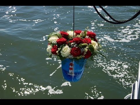 download lagu mp3 mp4 Seebestattung, download lagu Seebestattung gratis, unduh video klip Download Seebestattung Mp3 dan Mp4 320kbps Gratis