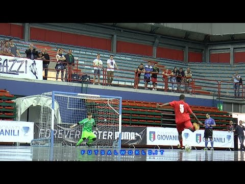 22/5/16 FINALE scudetto : rigori .... Aosta C5 - Kaos Futsal