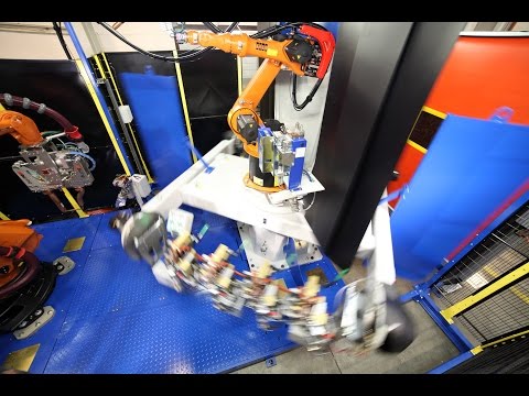 Combined arc and spot welding by KUKA and ENKO Staudinger