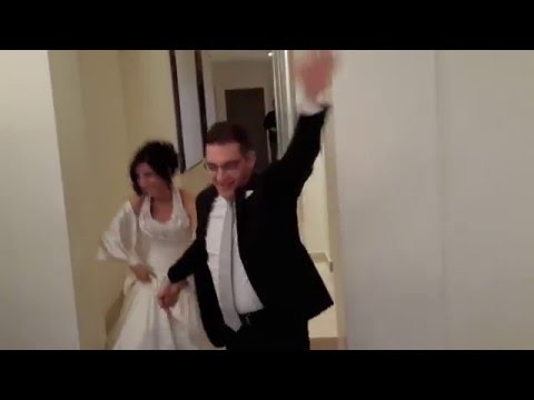 GLI SPOSI ENTRANO BALLANDO AL MATRIMONIO - CONVIVIUM VASTO - ANIMAZIONE FRANCESCO BARATTUCCI