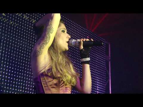 DJ Tom Hopkins feat. Samara Live! - Fortaleza 15/05/2010 - Abertura Let The Party Start