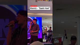 Download lagu SAKIT HATI by Kenriz #trending #live #viral #music #indonesianidol #shortvideo #trendingshorts #fyp mp3