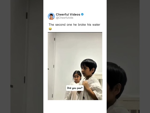 The second one he broke his water 😂 SDDEFAULT Thumbnail