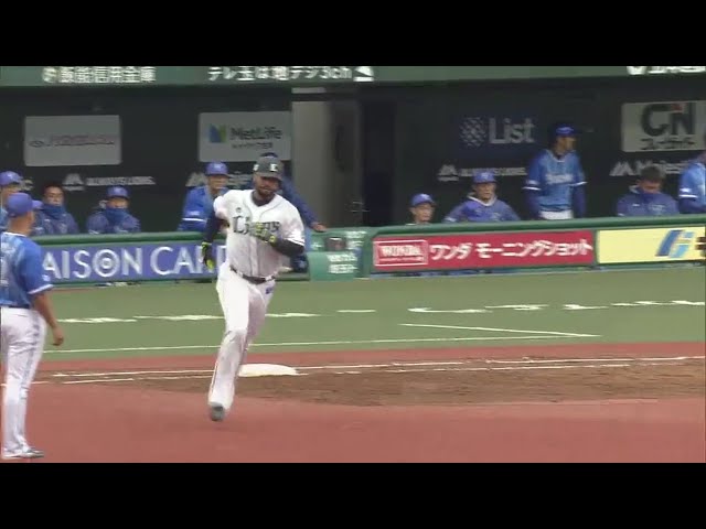 【3回裏】快音残した打球はスタンド上段へ!! ライオンズ・メヒアのソロホームラン!! 2018/3/24 L-DB