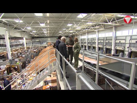 Ministerin Tanner besucht Post-Logistikzentrum